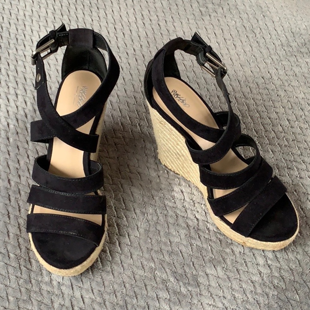 Black Strappy Wedges